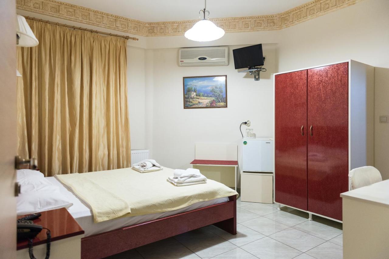 Hotel Aigli Φάρσαλα Εξωτερικό φωτογραφία