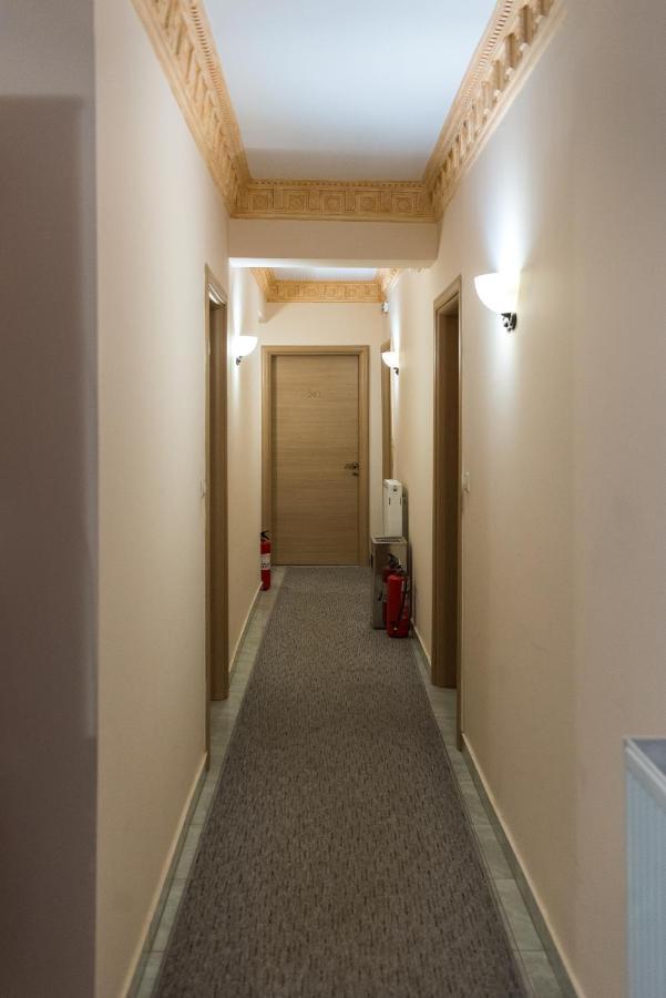 Hotel Aigli Φάρσαλα Εξωτερικό φωτογραφία