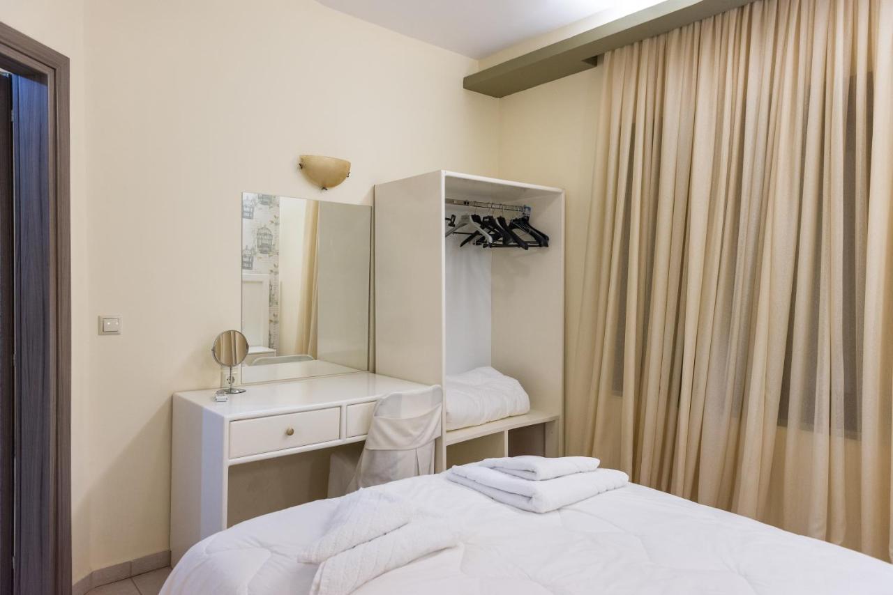Hotel Aigli Φάρσαλα Εξωτερικό φωτογραφία
